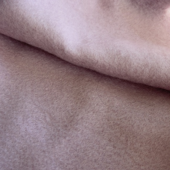 GYMSHARK NWOT sweatshirt - Picture 6 of 6